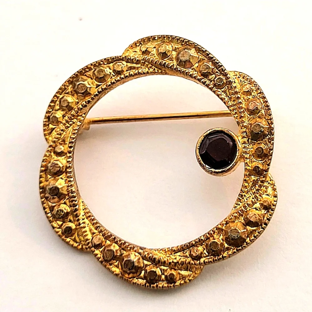 Vintage pin